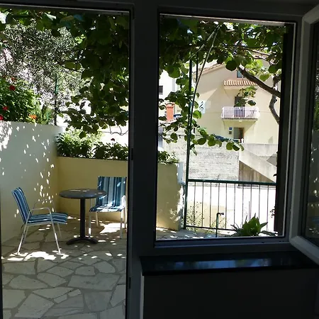 Apartments Smiljana Omis Exterior photo