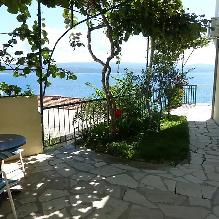 Apartments Smiljana Omis Exterior photo