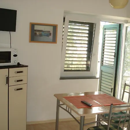 Apartments Smiljana Omis Exterior photo