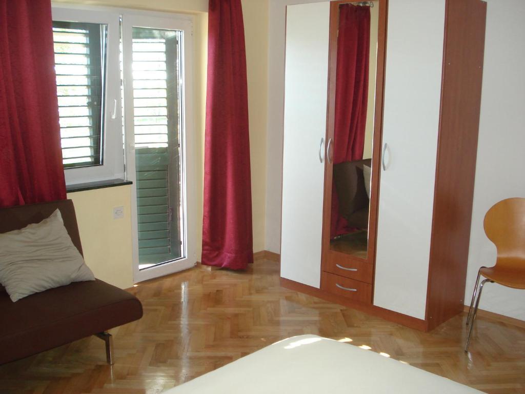 Smiljana Apartment Omis